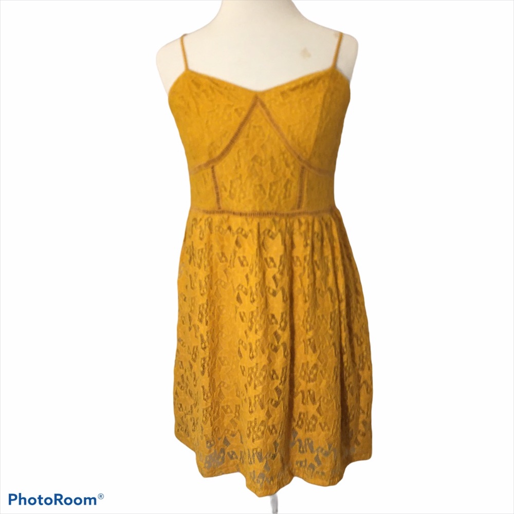 Xhilaration Women Sleeveless Yellow Casual Dress